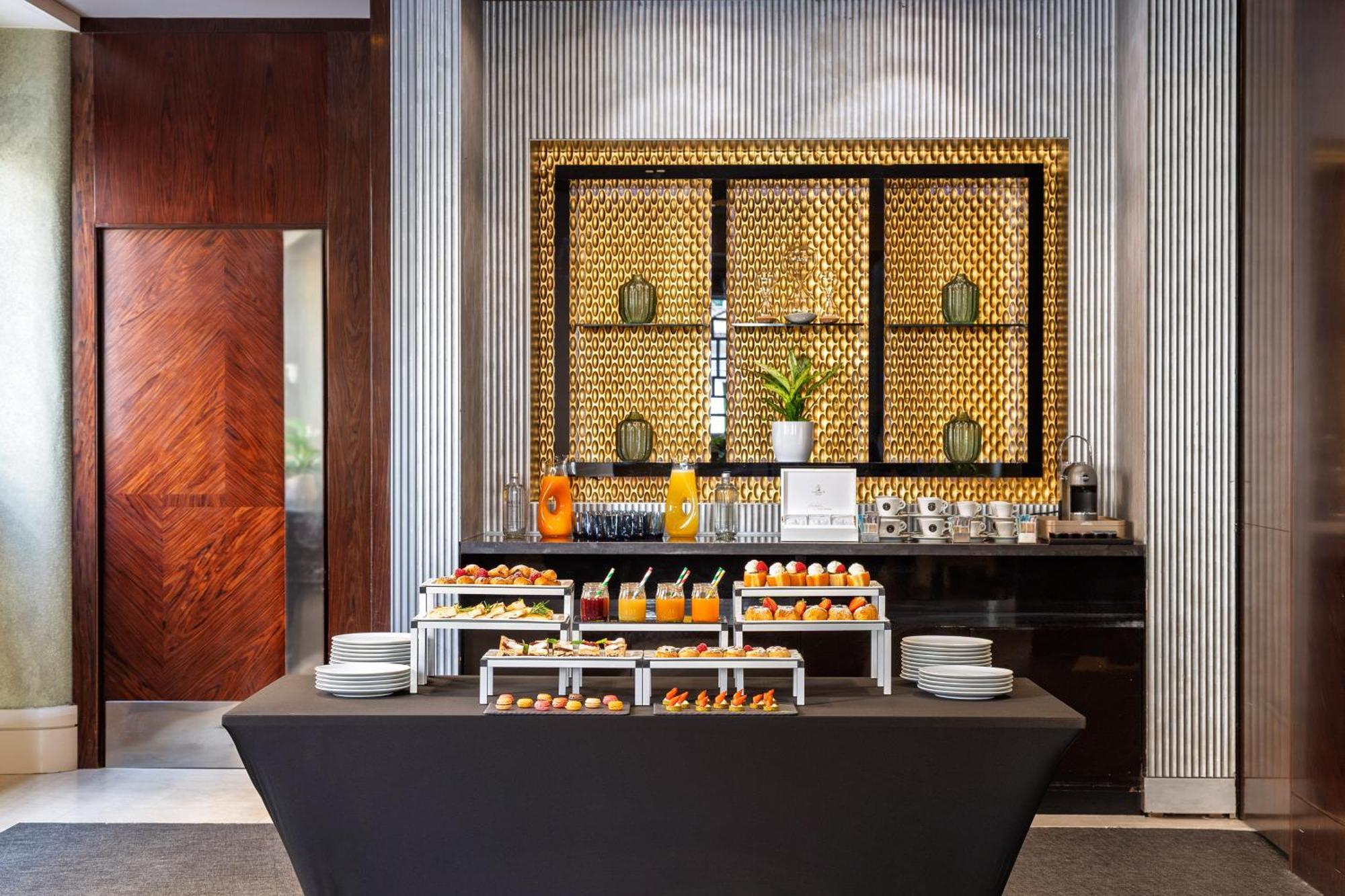 Melia Genova Hotel Luaran gambar