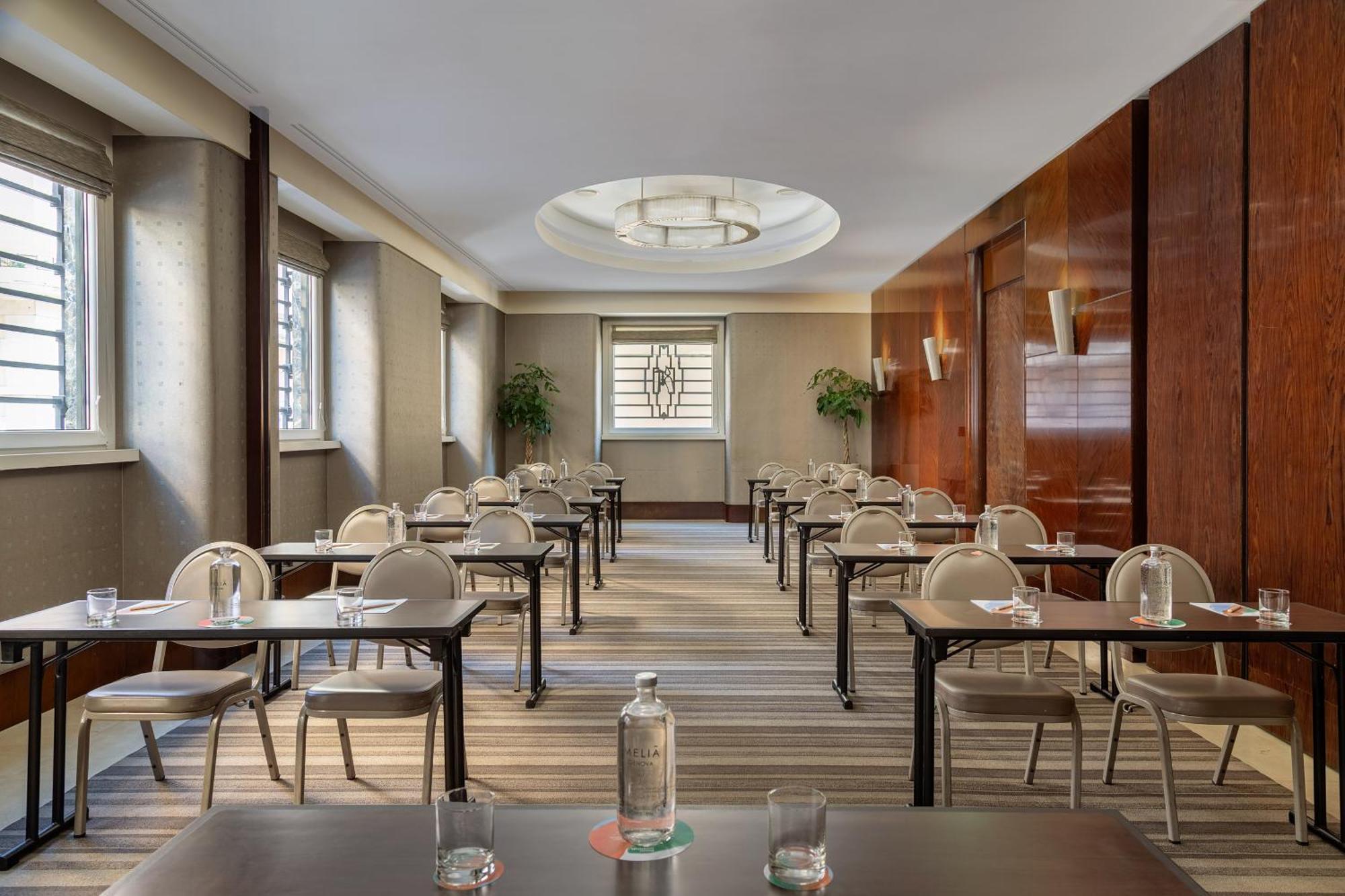 Melia Genova Hotel Luaran gambar